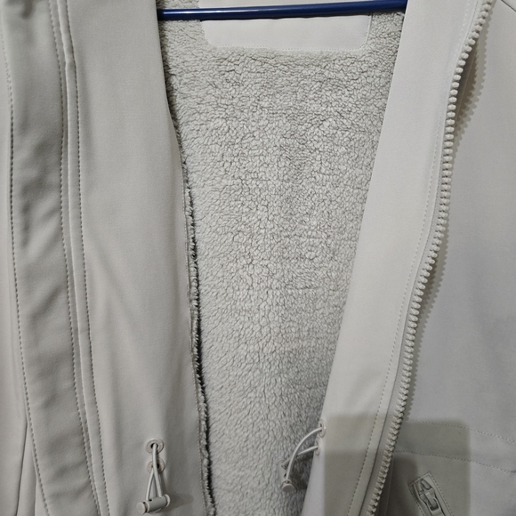 Calvin Klein Women's Beige Trench Coat - Picture 8 of 16